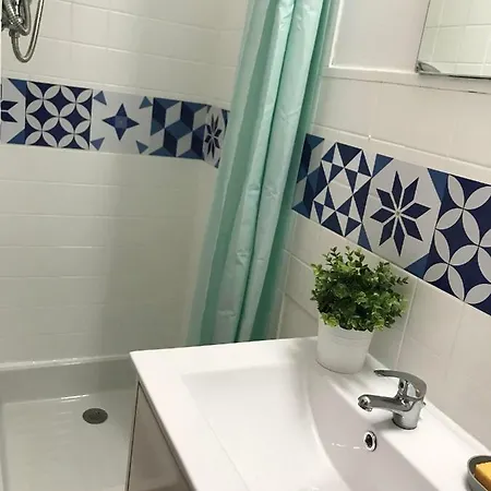 Super T2 - Historic Center - Idealement Situe *