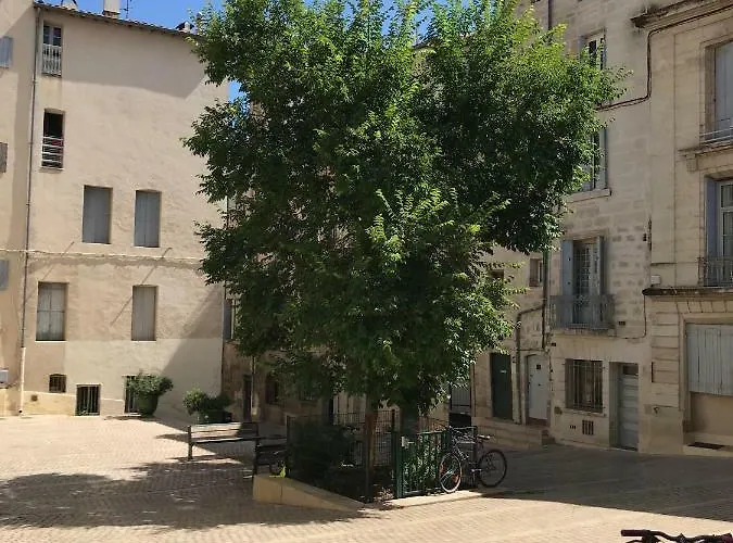Apartment Super T2 - Historic Center - Idealement Situe