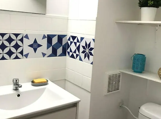 Apartment Super T2 - Historic Center - Idealement Situe